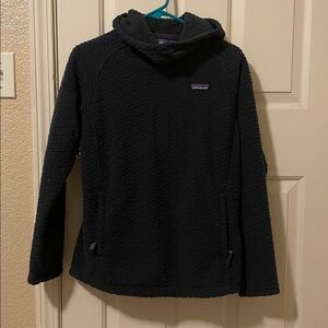 Patagonia Navy Women’s Fleece Pullover